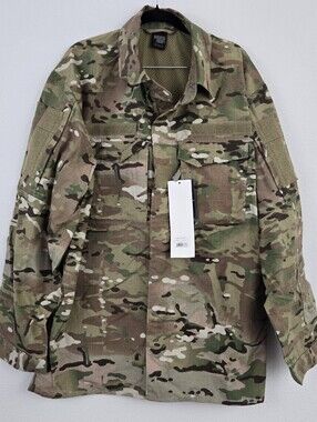 NWT Massif Field Shirt